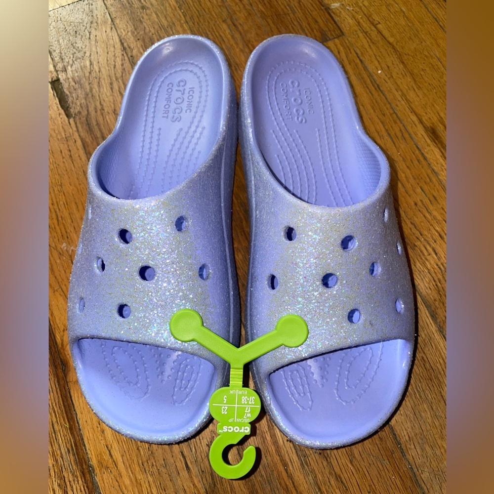 Crocs Women’s Size 7 Classic Platform Glitter Moon Jelly Purple Slide 208233